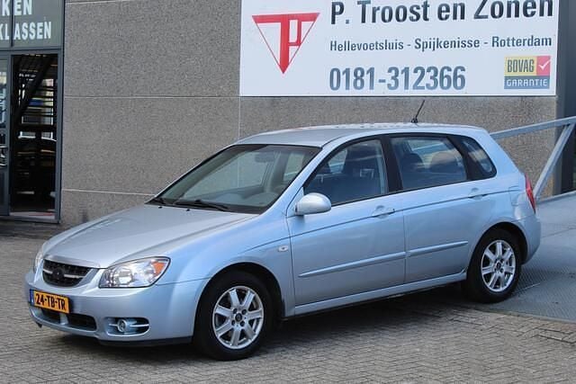 Occasion Kia Cerato LX 105 PK (77 kW) 2006 Blauw Hatchback