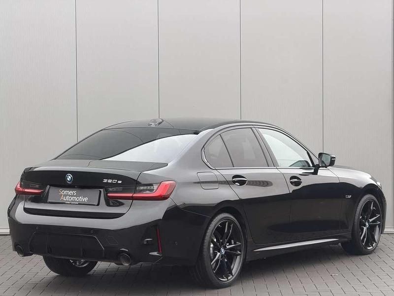 Occasion BMW 320e Executive 204 PK (150 kW) 2022 Zwart Sedan