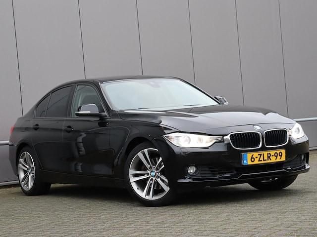 Occasion BMW 320 184 PK (135 kW) 2013 Zwart Sedan