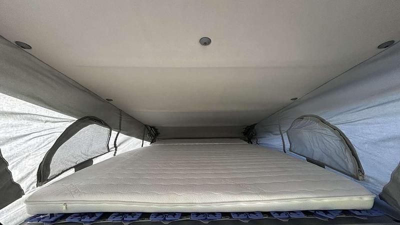 Occasion Ford Transit Nugget 140 PK (102 kW) 2011 Blauw Sedan