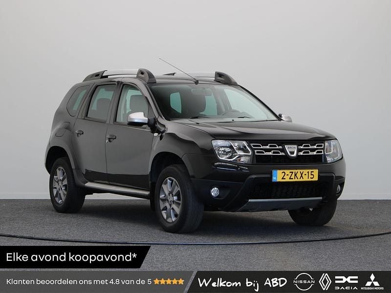 Zwart Gebruikt 2015 Dacia Duster Lauréate SUV | € 9.945 (Eerlijke prijs) - Afbeelding 1/3