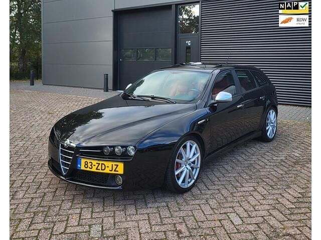 Zwart Gebruikt 2008 Alfa Romeo 159 Ti Stationwagen | € 7.950 (Eerlijke prijs) - Afbeelding 1/4