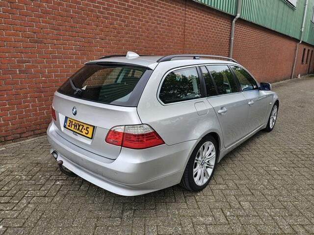 Occasion BMW 520 163 PK (119 kW) 2009 Grijs Stationwagen