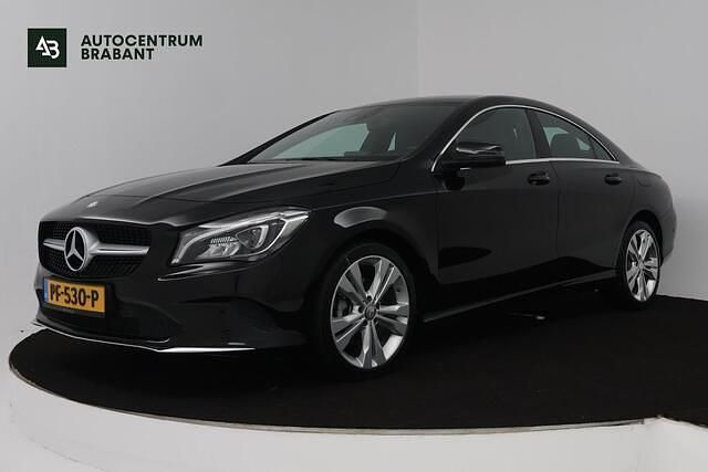 Zwart Gebruikt 2017 Mercedes CLA180 AMG Sedan | € 17.945 (Goede deal) - Afbeelding 1/4