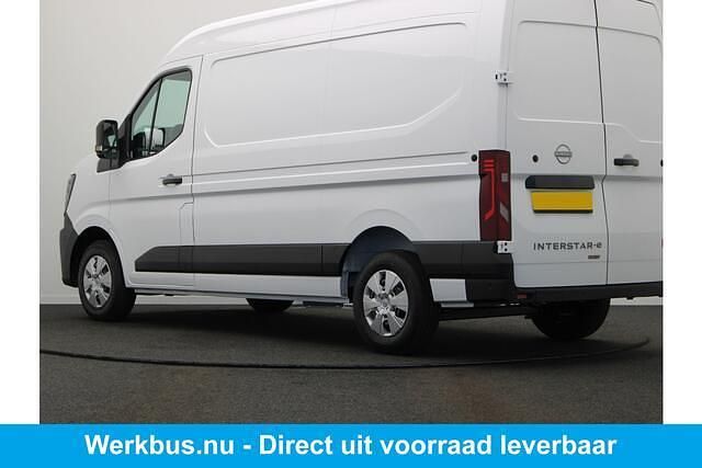Wit Nieuw 2025 Nissan Interstar Van | € 46.000 - Afbeelding 1/4