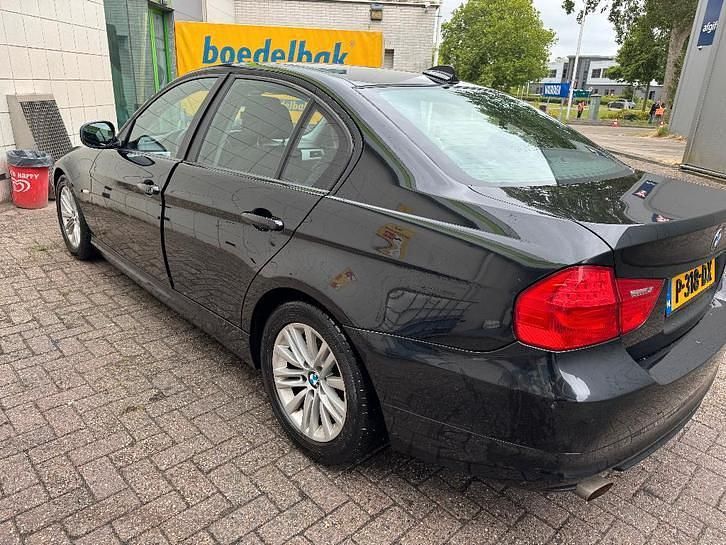 Occasion BMW 318 143 PK (105 kW) 2010 Zwart Sedan