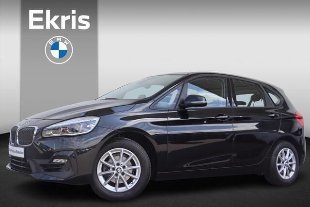 Zwart Gebruikt 2021 BMW 216 Stationwagen | € 18.900 (Eerlijke prijs) - Afbeelding 1/4