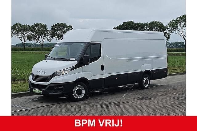 Wit Gebruikt 2023 Iveco Daily Van | € 27.650 (Eerlijke prijs) - Afbeelding 1/4