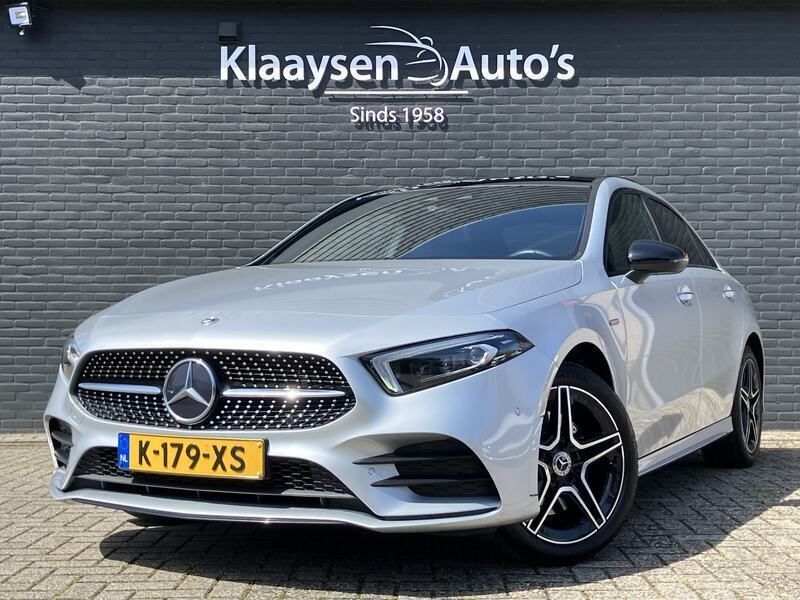 Grijs Gebruikt 2021 Mercedes A250 Business Sedan | € 29.950 (Eerlijke prijs) - Afbeelding 1/4
