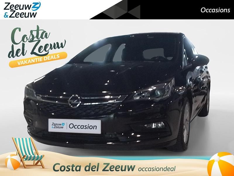 Zwart Gebruikt 2018 Opel Astra Innovation Hatchback | € 14.795 (Iets duurder) - Afbeelding 1/4