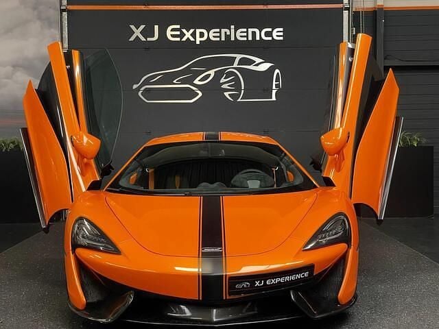 Oranje Gebruikt 2016 McLaren 570S Coupé | € 137.500 - Afbeelding 1/4