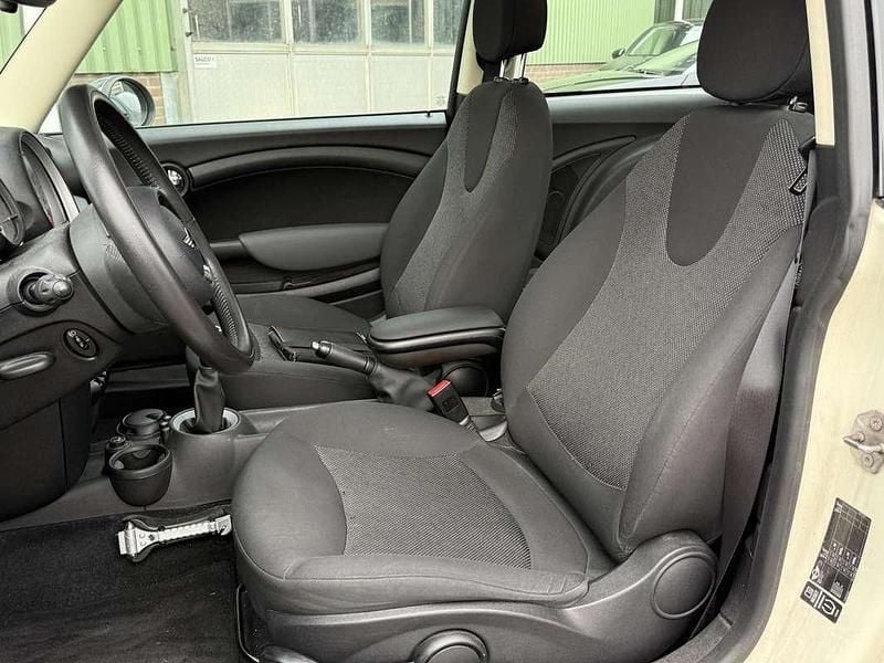 Occasion Mini Cooper Pepper 122 PK (89 kW) 2012 Wit Hatchback