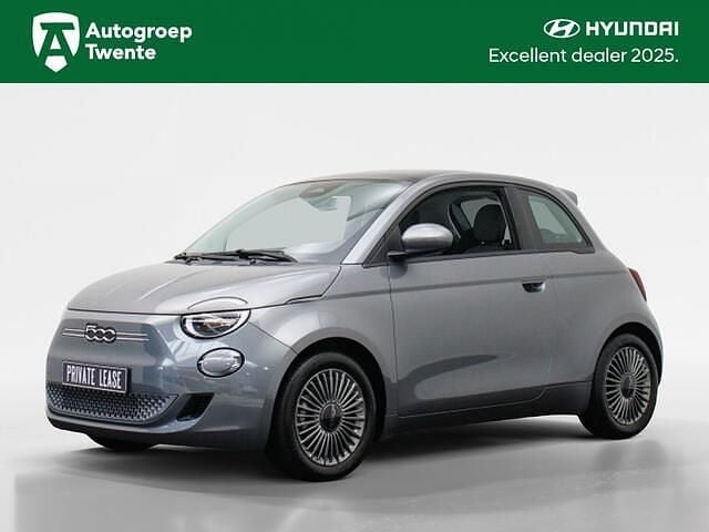 Grijs, metallic lak Gebruikt 2022 Fiat 500e Icon Hatchback | € 16.750 (Goede deal) - Afbeelding 1/4