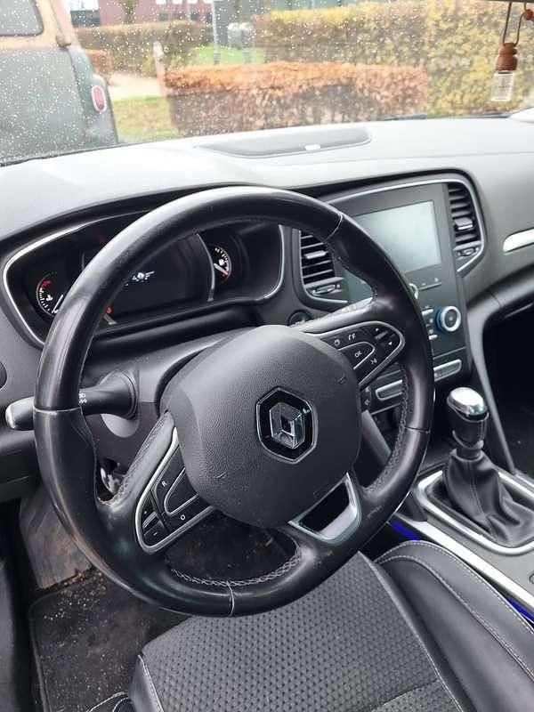 Occasion Renault Mégane GrandTour Bose Edition 140 PK (102 kW) 2018 Zwart Stationwagen