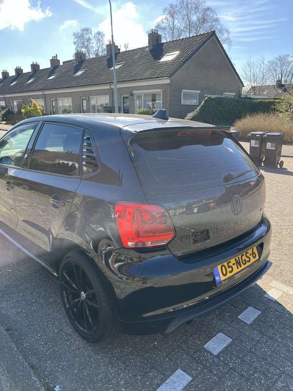 Gebruikt 2010 VW Polo Highline Sedan | € 4.500 (Eerlijke prijs) - Afbeelding 1/4