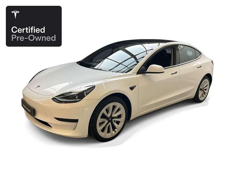 Wit Gebruikt 2022 Tesla Model 3 RWD Sedan | € 29.600 (Eerlijke prijs) - Afbeelding 1/4