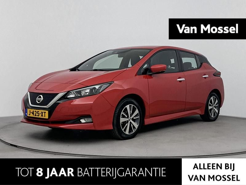 Rood Gebruikt 2020 Nissan Leaf Acenta Hatchback | € 11.740 (Goede deal) - Afbeelding 1/4