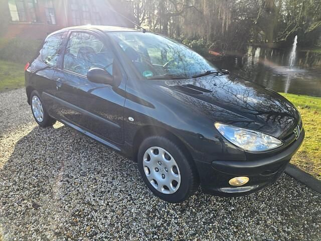 Occasion Peugeot 206 75 PK (55 kW) 2005 Zwart Hatchback