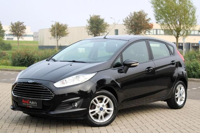 Occasion Ford Fiesta Titanium 101 PK (74 kW) 2015 Zwart Hatchback