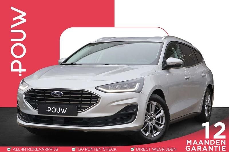 Grijs Gebruikt 2023 Ford Focus Titanium Stationwagen | € 20.950 (Eerlijke prijs) - Afbeelding 1/4