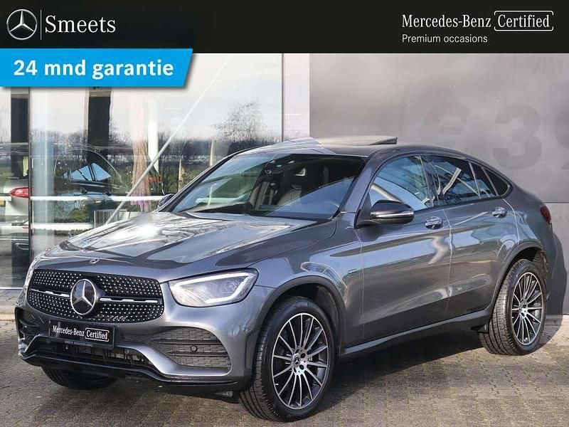 Grijs Occasion 2021 Mercedes GLC300e AMG line Coupé | € 47.555 (Eerlijke prijs) - Afbeelding 1/4