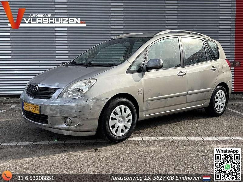 Grijs Gebruikt 2004 Toyota Corolla Verso Luna MPV | € 1.850 (Goede deal) - Afbeelding 1/4