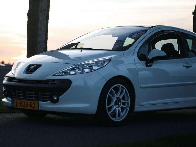 Occasion Peugeot 207 150 PK (110 kW) 2007 Wit Hatchback