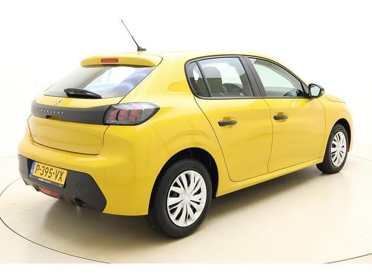 Occasion Peugeot 208 75 PK (55 kW) 2022 Geel Hatchback