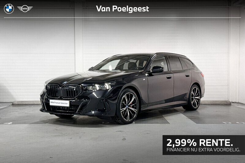 Zwart, metallic lak Gebruikt 2025 BMW i5 M Sport Sedan | € 74.900 - Afbeelding 1/4
