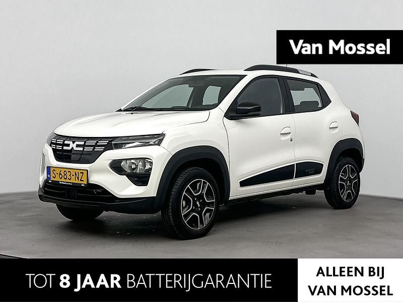 Wit Gebruikt 2023 Dacia Spring Essentiel Hatchback | € 11.930 (Goede deal) - Afbeelding 1/4