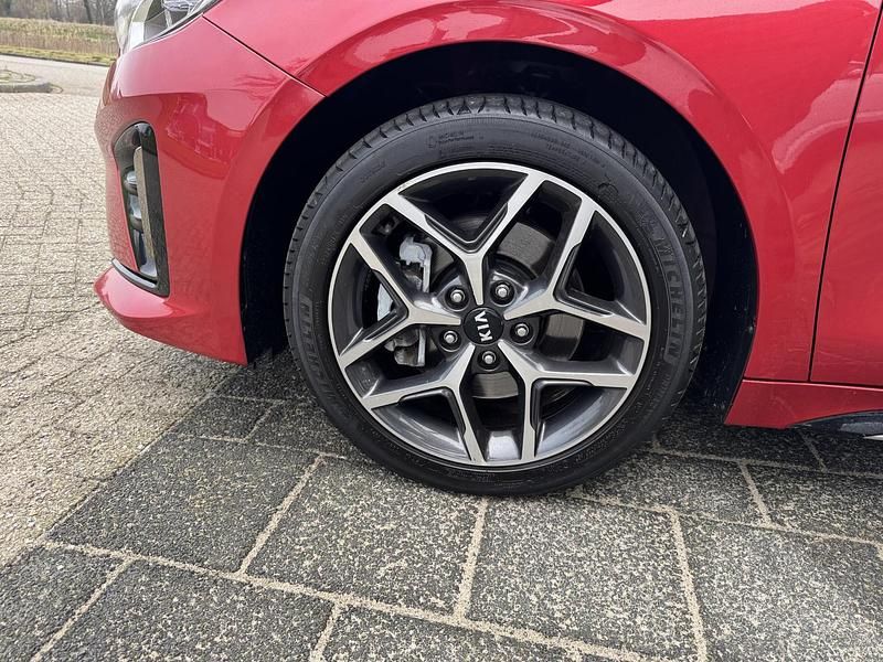 Occasion Kia ProCeed GT-Line 120 PK (88 kW) 2021 Rood Hatchback