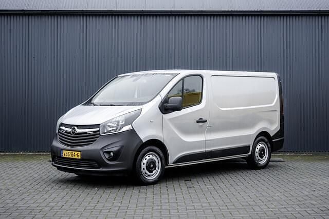 Grijs Occasion 2019 Opel Vivaro Eco MPV | € 12.950 (Goede deal) - Afbeelding 1/4