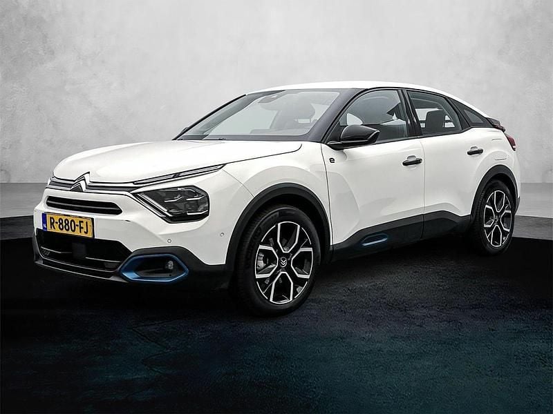 Wit Gebruikt 2022 Citroën e-C4 Feel SUV | € 18.183 (Eerlijke prijs) - Afbeelding 1/2