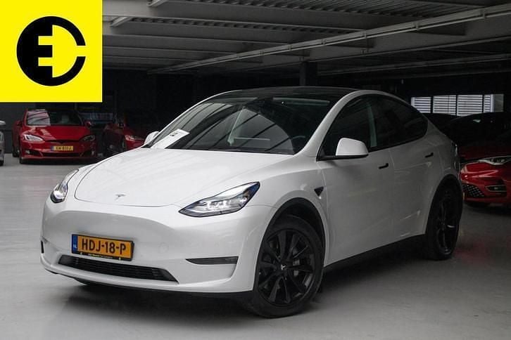 Occasion 2022 Tesla Model Y Long Range AWD SUV | € 35.950 (Goede deal) - Afbeelding 1/4