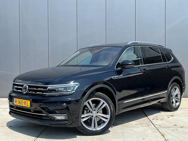 Zwart Occasion 2020 VW Tiguan Allspace Highline SUV | € 29.495 (Goede deal) - Afbeelding 1/4