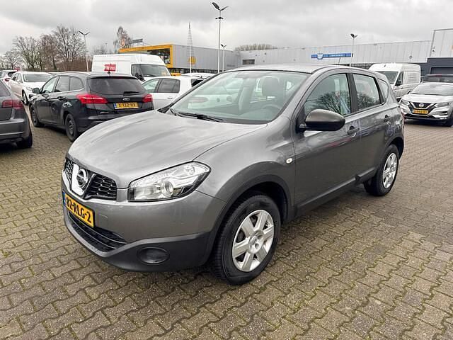 Grijs Gebruikt 2011 Nissan Qashqai Visia SUV | € 4.580 (Goede deal) - Afbeelding 1/4
