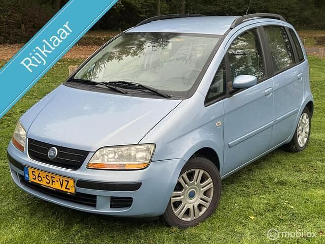 Blauw Gebruikt 2006 Fiat Idea MPV | € 1.950 (Eerlijke prijs) - Afbeelding 1/4