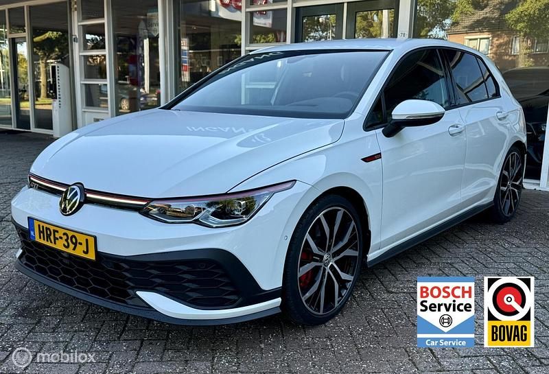 Wit Gebruikt 2022 VW Golf VIII GTI Hatchback | € 31.800 (Goede deal) - Afbeelding 1/4
