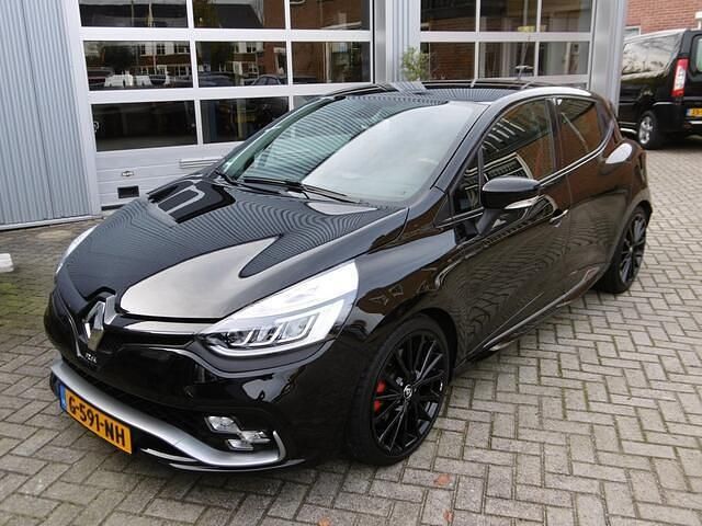 Zwart Gebruikt 2017 Renault Clio IV Trophy Hatchback | € 15.900 (Eerlijke prijs) - Afbeelding 1/4