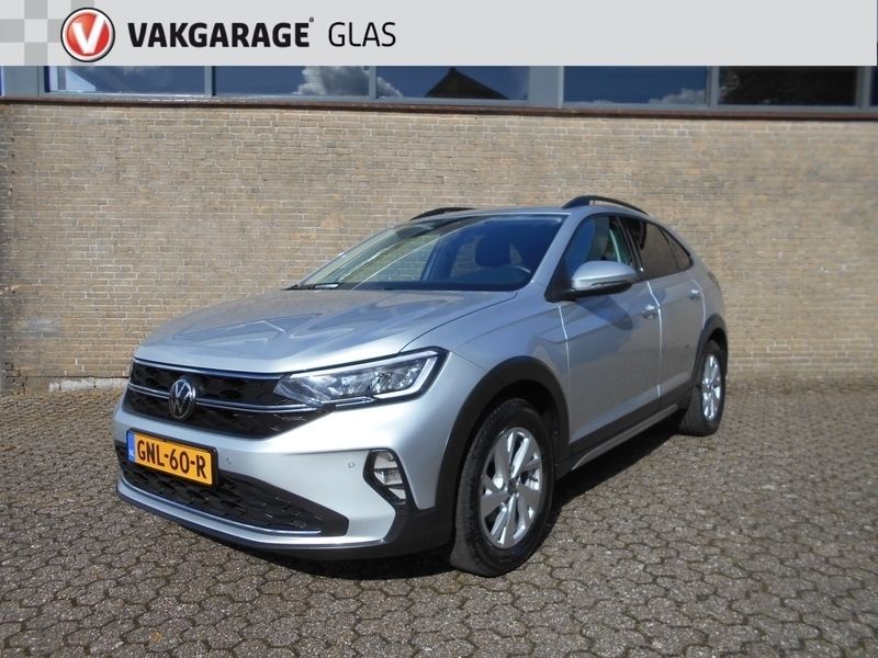Grijs Gebruikt 2023 VW Taigo Life SUV | € 23.650 (Eerlijke prijs) - Afbeelding 1/4