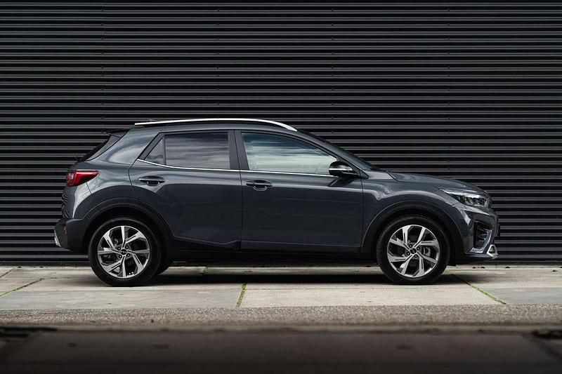 Occasion Kia Stonic GT-Line 120 PK (88 kW) 2023 Grijs (metallic) SUV