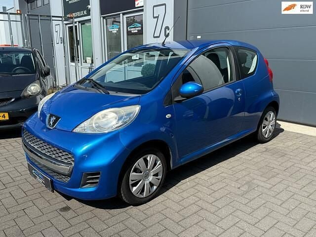 Blauw Gebruikt 2009 Peugeot 107 Hatchback | € 3.295 (Eerlijke prijs) - Afbeelding 1/4