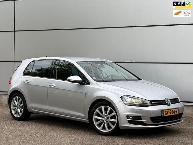 Grijs Gebruikt 2015 VW Golf VII Comfortline Hatchback | € 6.950 (Eerlijke prijs) - Afbeelding 1/4