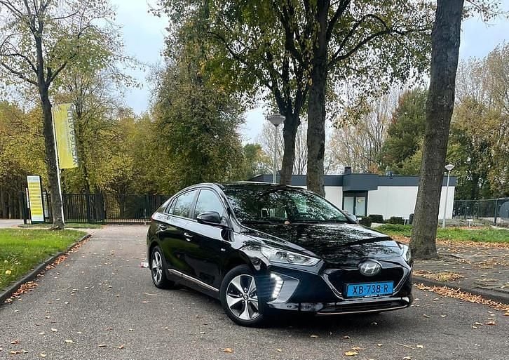 Occasion 2019 Hyundai Ioniq Hatchback | € 7.500 - Afbeelding 1/4