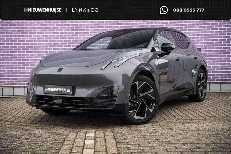 Blauw Nieuw 2025 Lynk & Co 02 SUV | € 37.995 (Goede deal) - Afbeelding 1/4