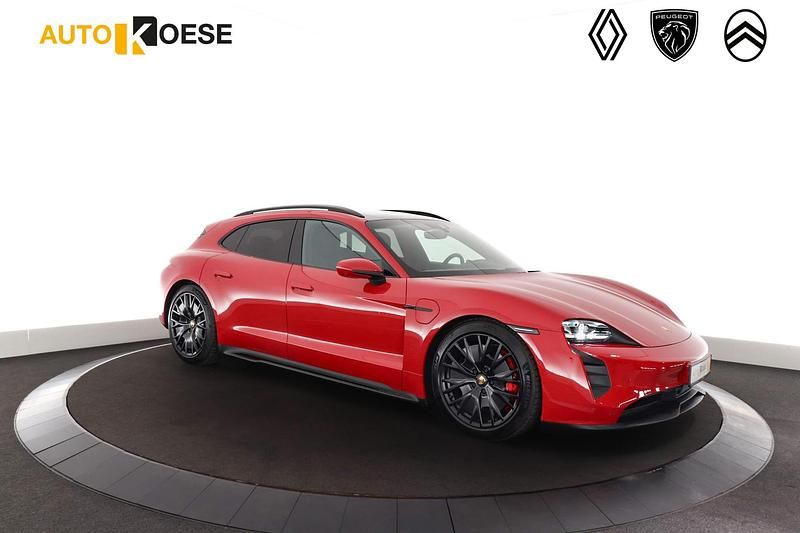 Occasion Porsche Taycan 22 kW (30 PK) 2022 Rood Stationwagen