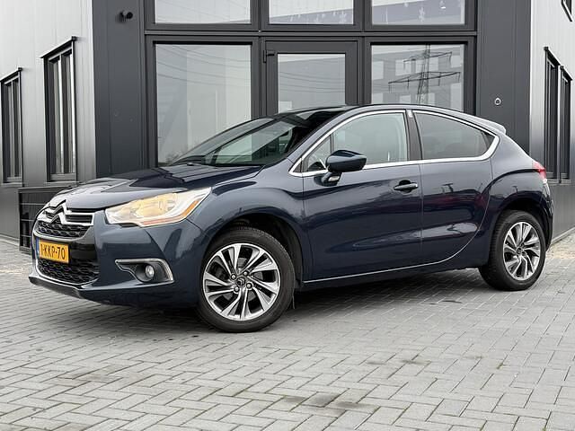 Blauw Gebruikt 2013 Citroën DS4 So Chic Hatchback | € 6.950 (Eerlijke prijs) - Afbeelding 1/4