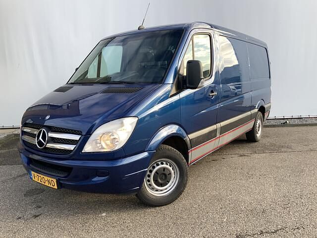 Blauw Occasion 2010 Mercedes Sprinter Van | € 8.950 (Eerlijke prijs) - Afbeelding 1/4