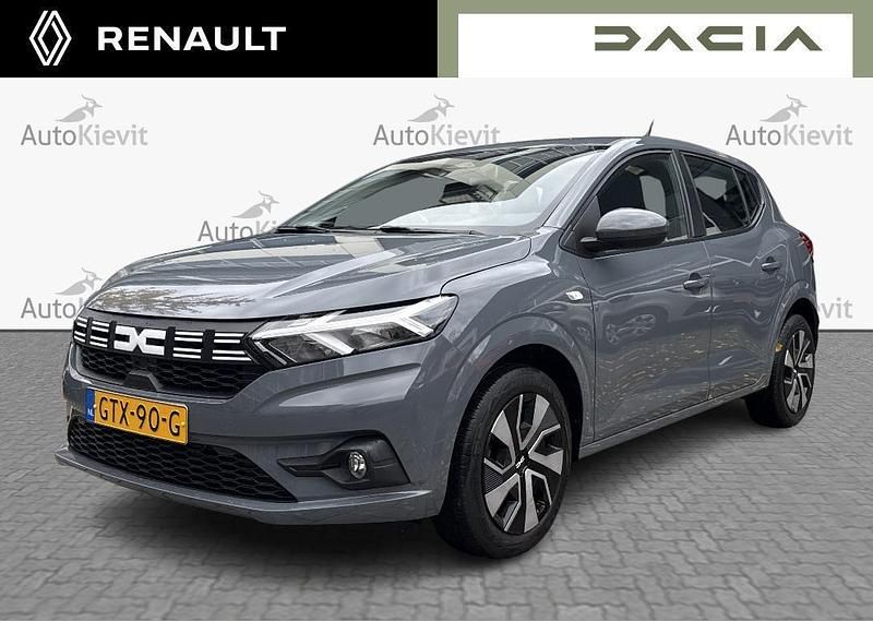 Grijs Occasion 2024 Dacia Sandero Expression Hatchback | € 17.450 (Eerlijke prijs) - Afbeelding 1/3