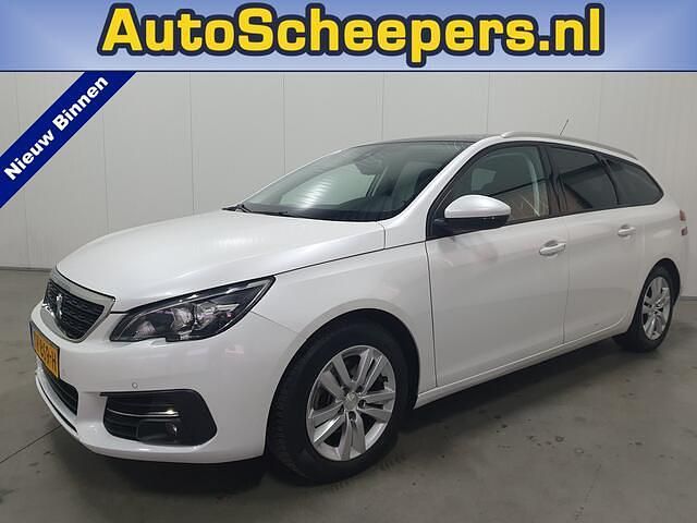 Wit Gebruikt 2018 Peugeot 308 SW Stationwagen | € 7.995 (Goede deal) - Afbeelding 1/4